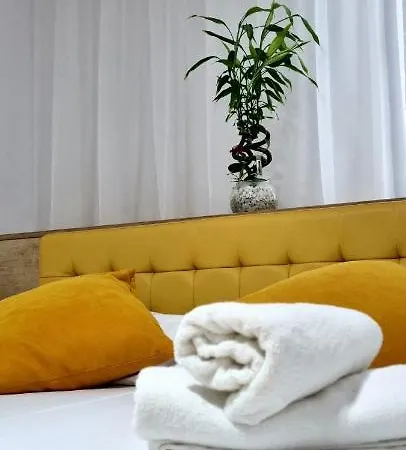 Solid Boutique 53 - * Mamaia