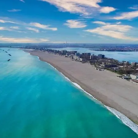Solid Boutique 53 - Mamaia